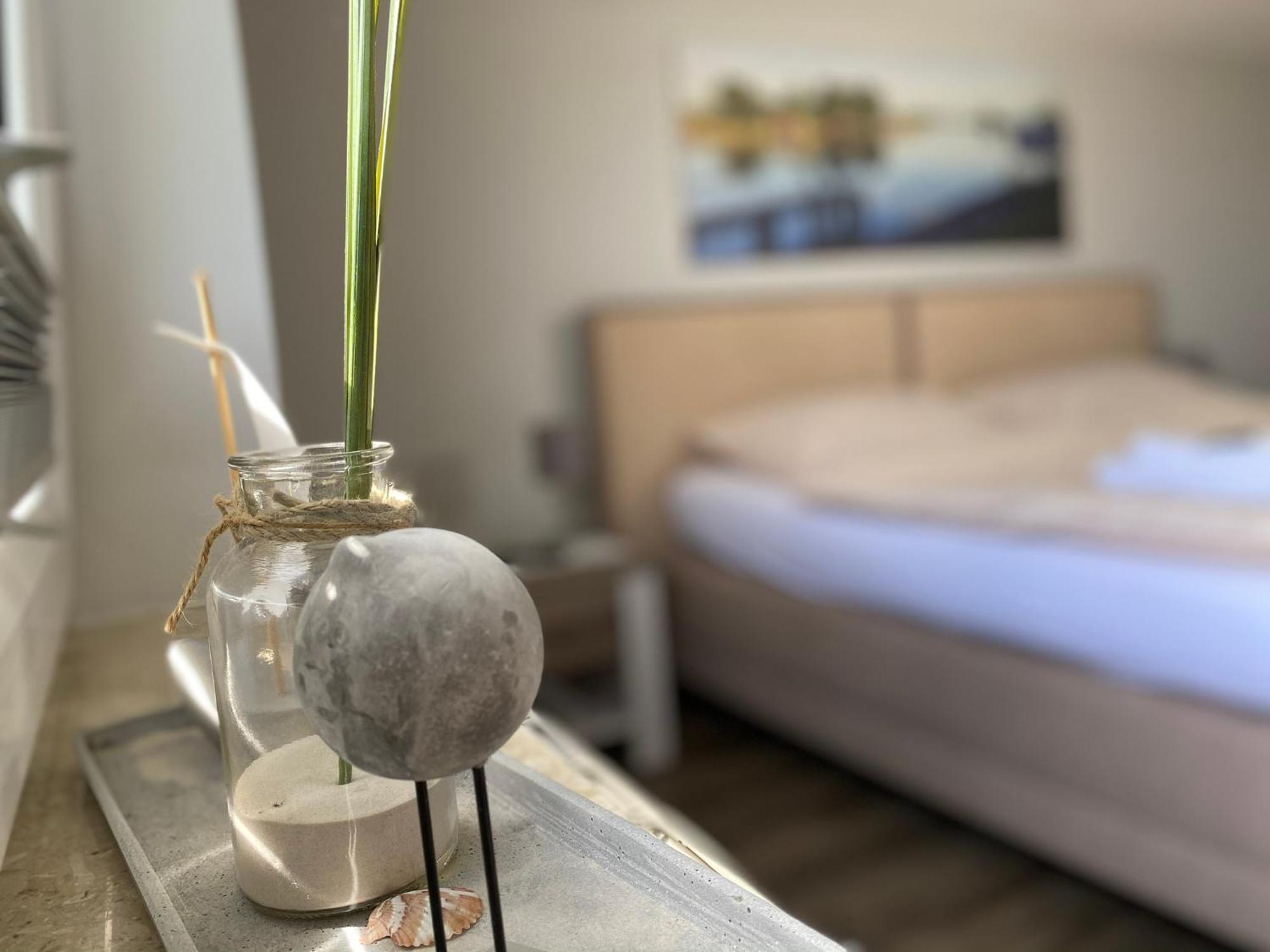 Zum Alten Faehrhaus - Bed & Breakfast Wrohm Экстерьер фото